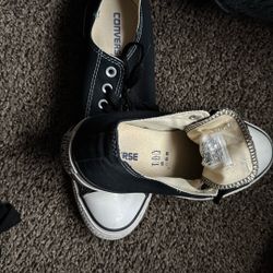 Men Converse Size 9 