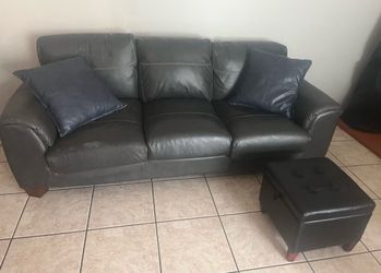 Black faux leather Sofa