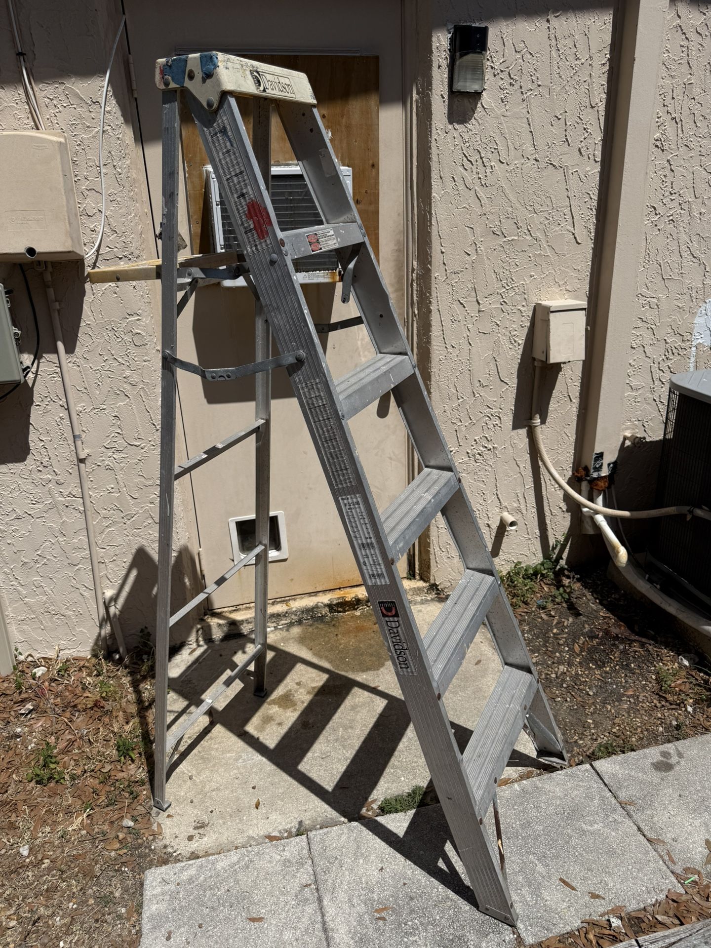 6’ Aluminum Ladder $40