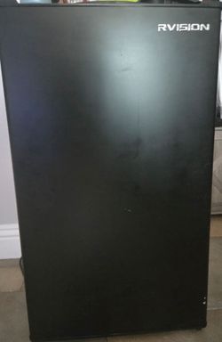Mini fridge