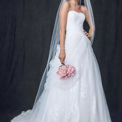 Elegant White Wedding Dress