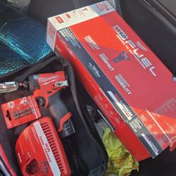 Milwaukee M12 Fuel 1/4 Hex Driver Kit $150