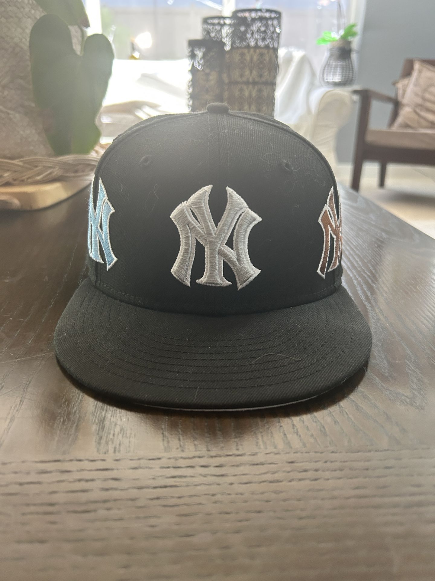 Supreme New York Yankees Kanji New Era Fitted Hat