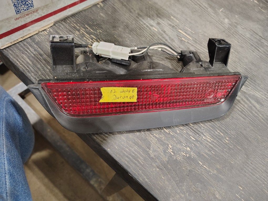 2002 Dodge Durango 3rd Brake Light