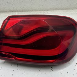 2016 2017 2018 2019 BMW 4 Series Tail Light Right Passenger LED Brake Lamp OEM