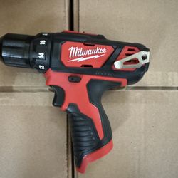 New Milwaukee M12 Cordless drill 