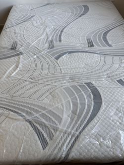 Novaform Queen 14” UNUSED mattress, original price $730, selling at $480