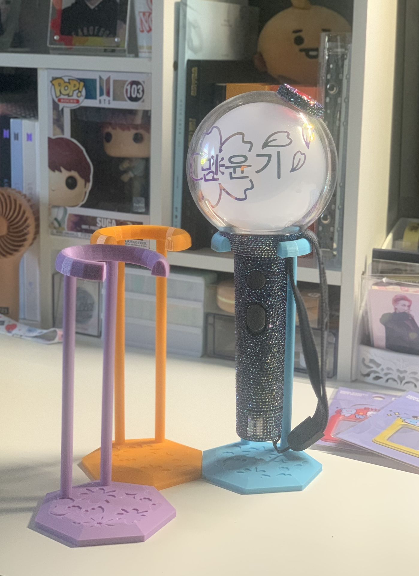 Kpop Light Stick Stand