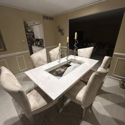 Dining Room Table And Chairs With Buffet