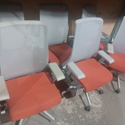 OFFICE CHAIRS AVAILABLE FOR SALE!!@@@