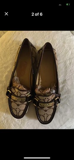 Woman’s Coach loafer’s  size 7