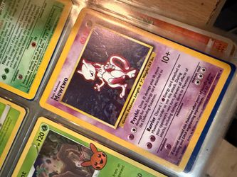 Base Set Holo Mewtwo Great Condition