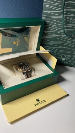 Designer Watch Authentic ( Throw me Offers)