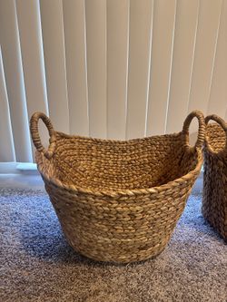 Wide Wicker Basket 