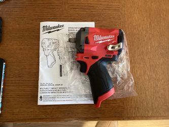 Milwaukee M12 FUEL 12V Lithium-lon Brushless Cordless Stubby 3/8” Impact Wrench.  NEW.  Tool Only. NUEVO.