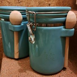 Market Place Canisters