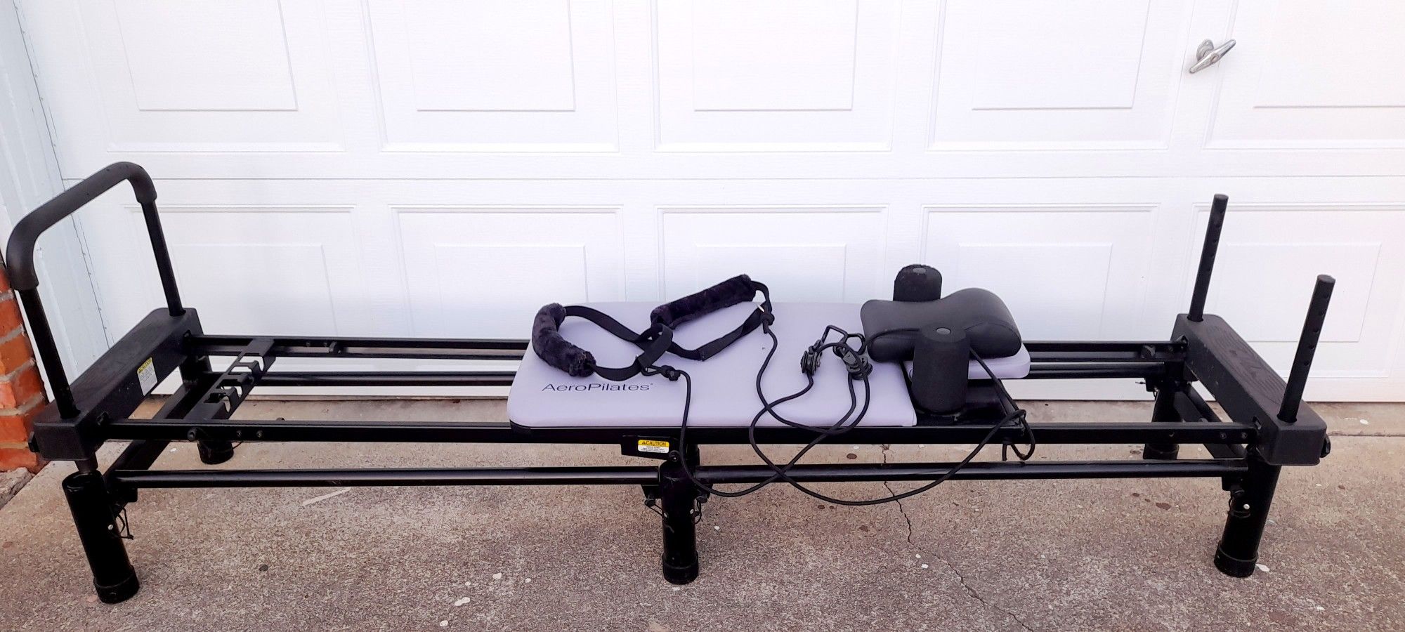 NEW - Pilates reformer