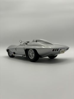 RARE 1959 Chevrolet Corvette Stingray, 1:18 die-cast model by