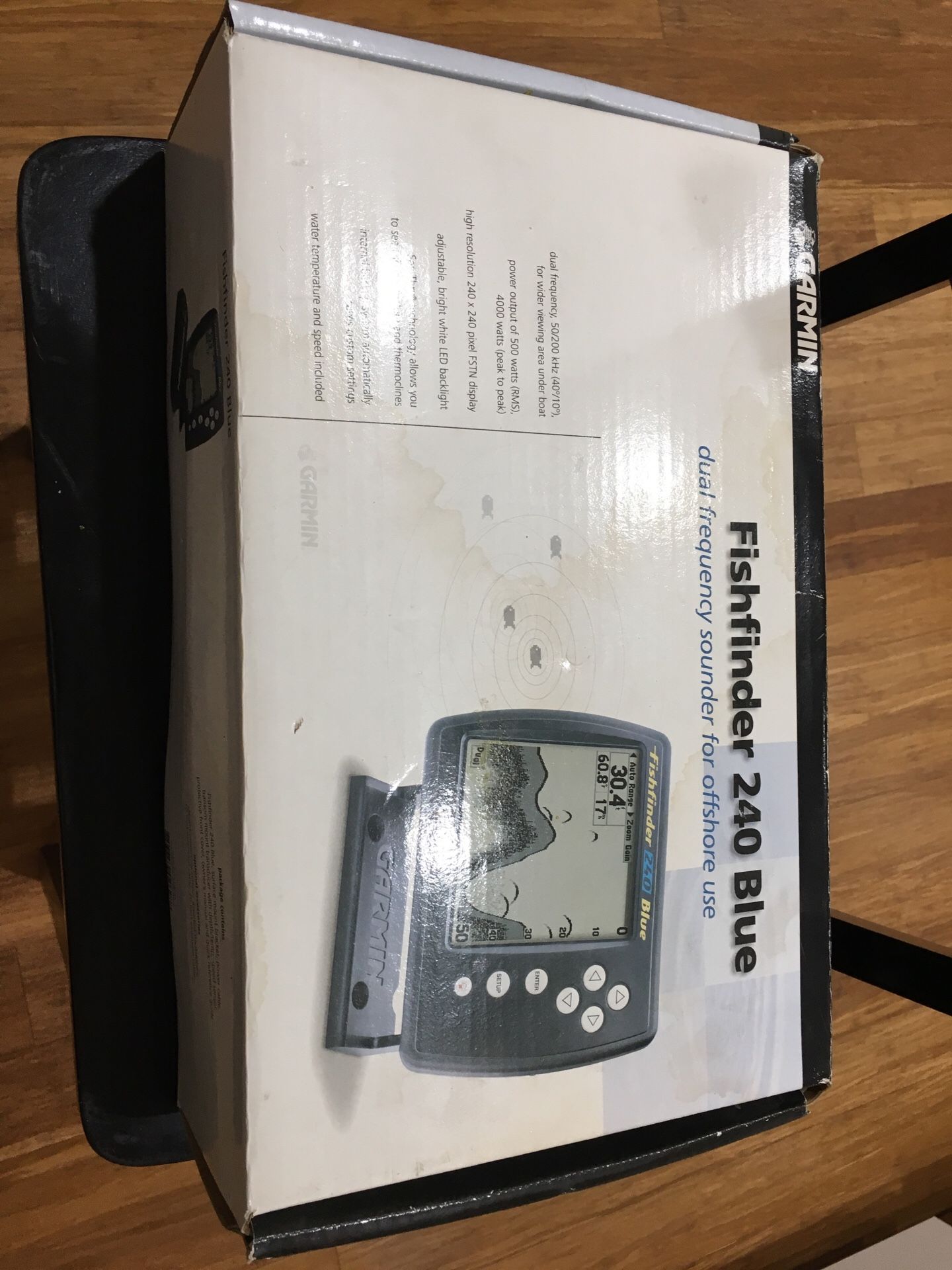 New ~ Garmin Fish Finder 240 Blue - Excellent
