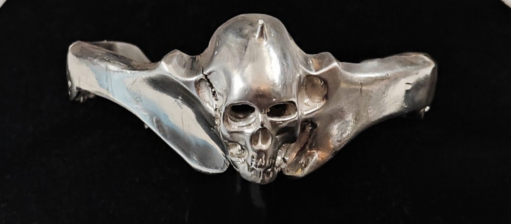 Custom Sterling Silver Skull Bracelet With Fangs Weighs 69.5 Grams Great Piece 