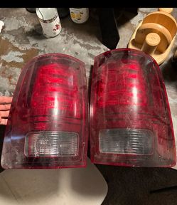Ram taillights 13-19