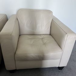 Natuzzi Leather Chair/ Sofa Chair
