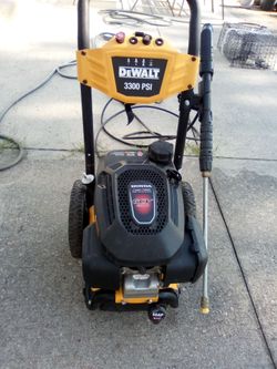 DeWalt 3300 psi