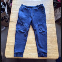 New Nike Tech Fleece Joggers Pants Sweats Navy Blue Men’s XL