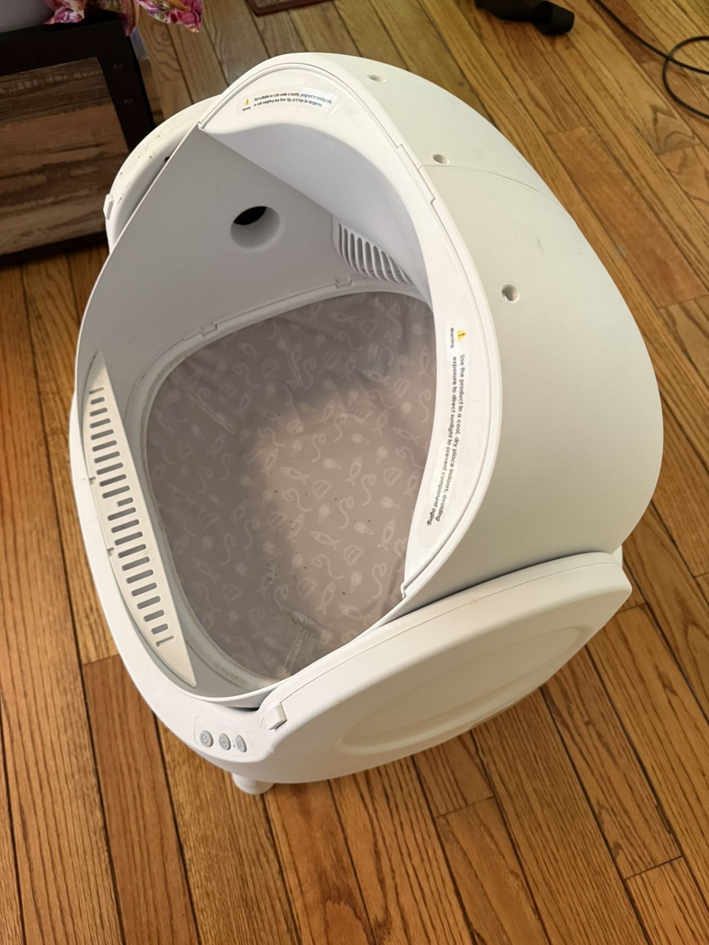 Self Cleaning Cat Litter Box