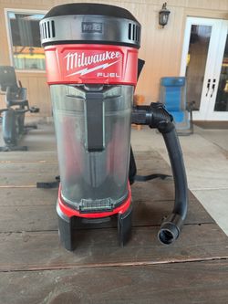 Milwaukee backpack shop vac