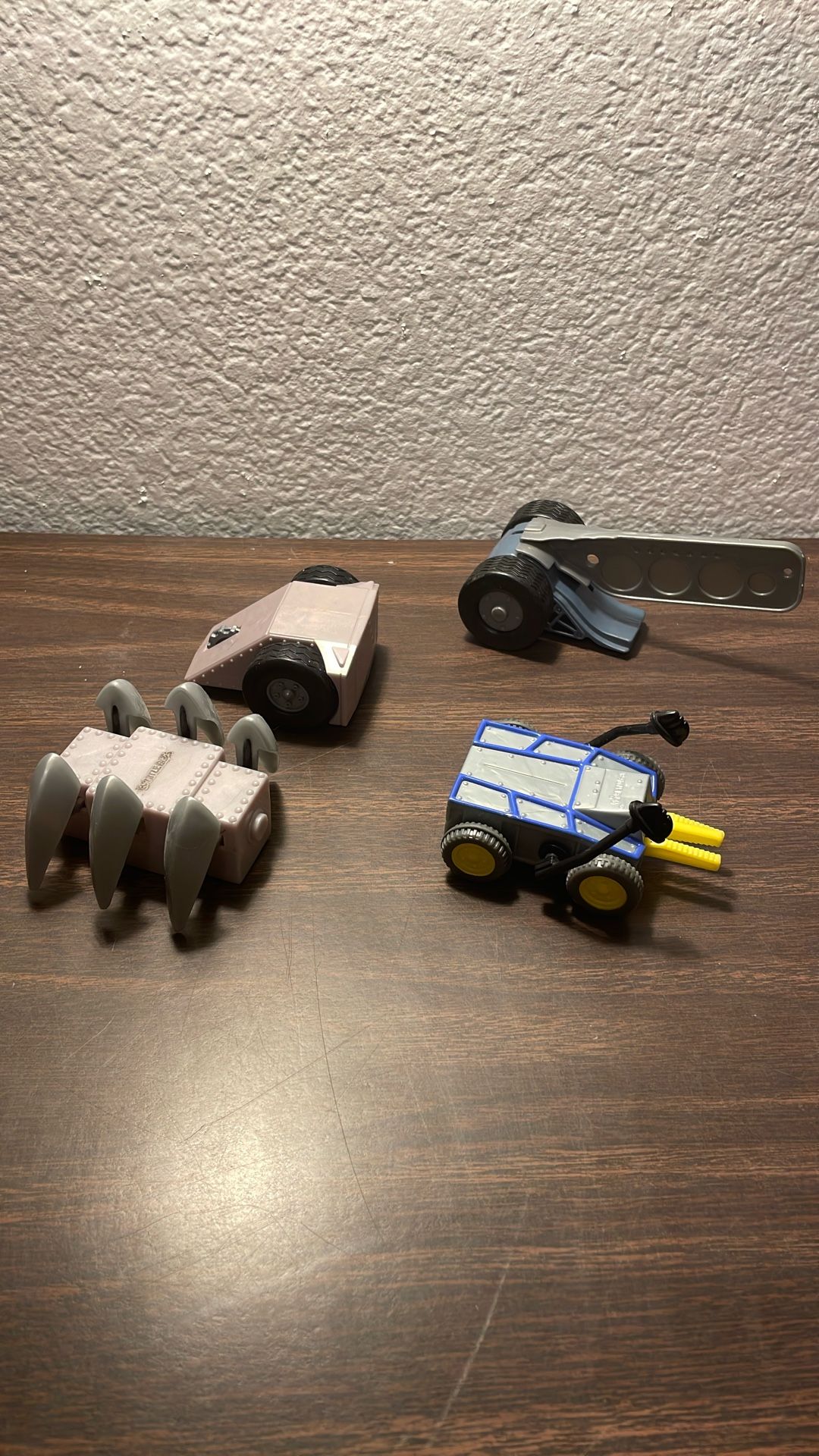 McDonalds Happy Meal Toy 4-2002 Battlebots   
