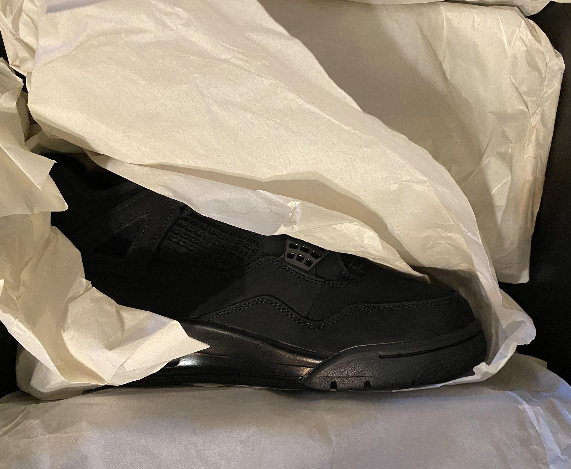 Black Cat 4 Brand New Size 8