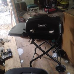 Dya-Glo Outdoor  Charcoal Grill