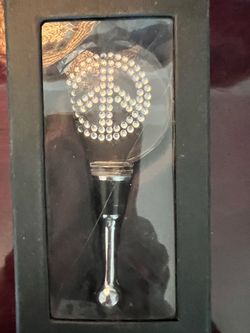 Crystal Rhinestone Peace Sign Wine Bottle Stopper