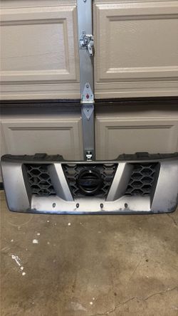 2006 Nissan Xterra Grill