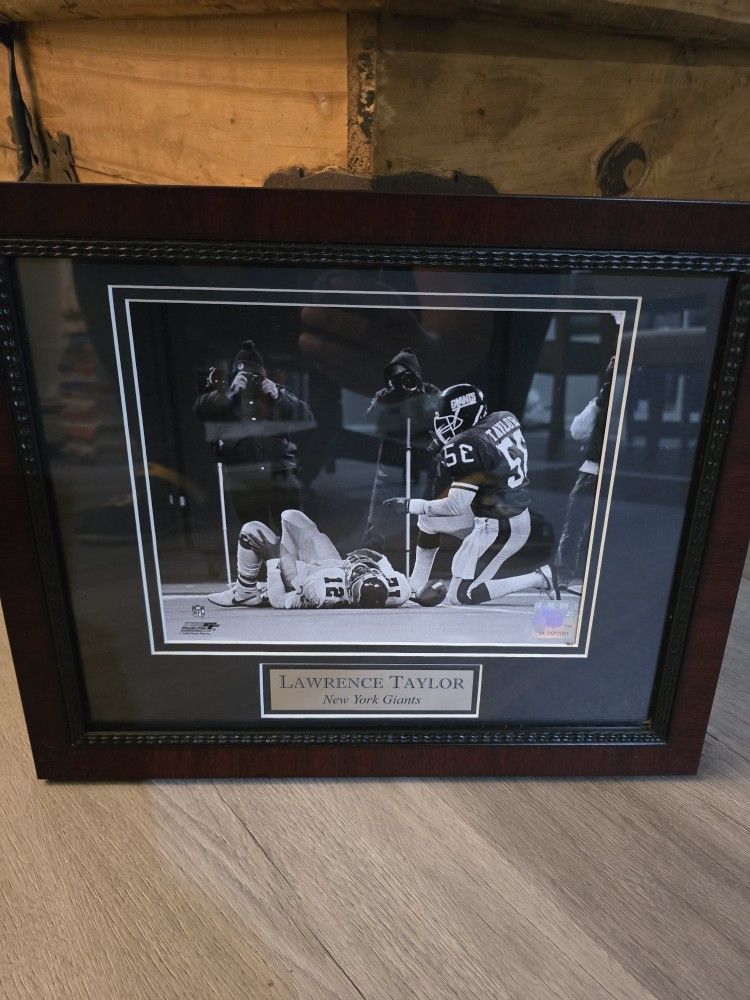 Lawrence Taylor Photograph