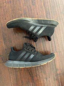 Adidas Men’s Sneakers 