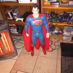 Superman Henry Cavill Statue