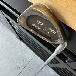 3-Iron Golf Club