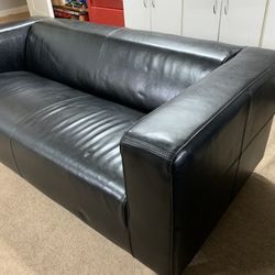 Couch IKEA Black Leather 