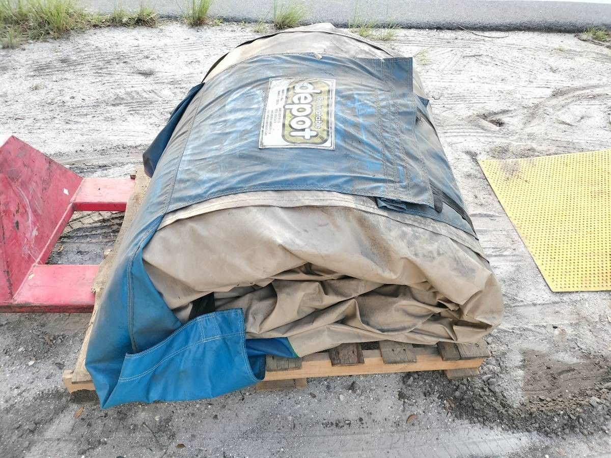 2 x Inflatable Batting Pitching Cage - Bounce House - Baseball - Hockey
