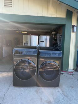Samsung washer and gas dryer