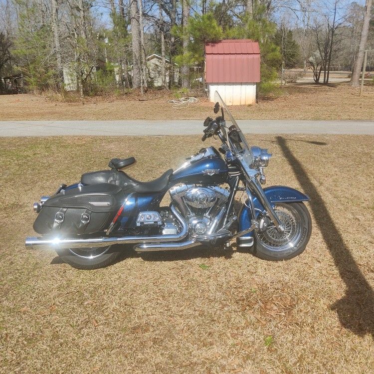 2012 Harley-Davidson Road King classic