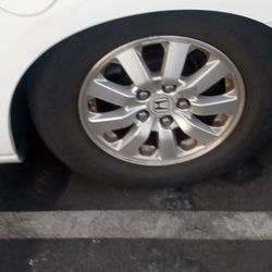 Honda Odyssey OEM 16" Wheels With Tires