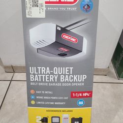BRAND NEW Genie 1-1/4 HPc Belt Drive Garage Door Opener and Battery Back-up
