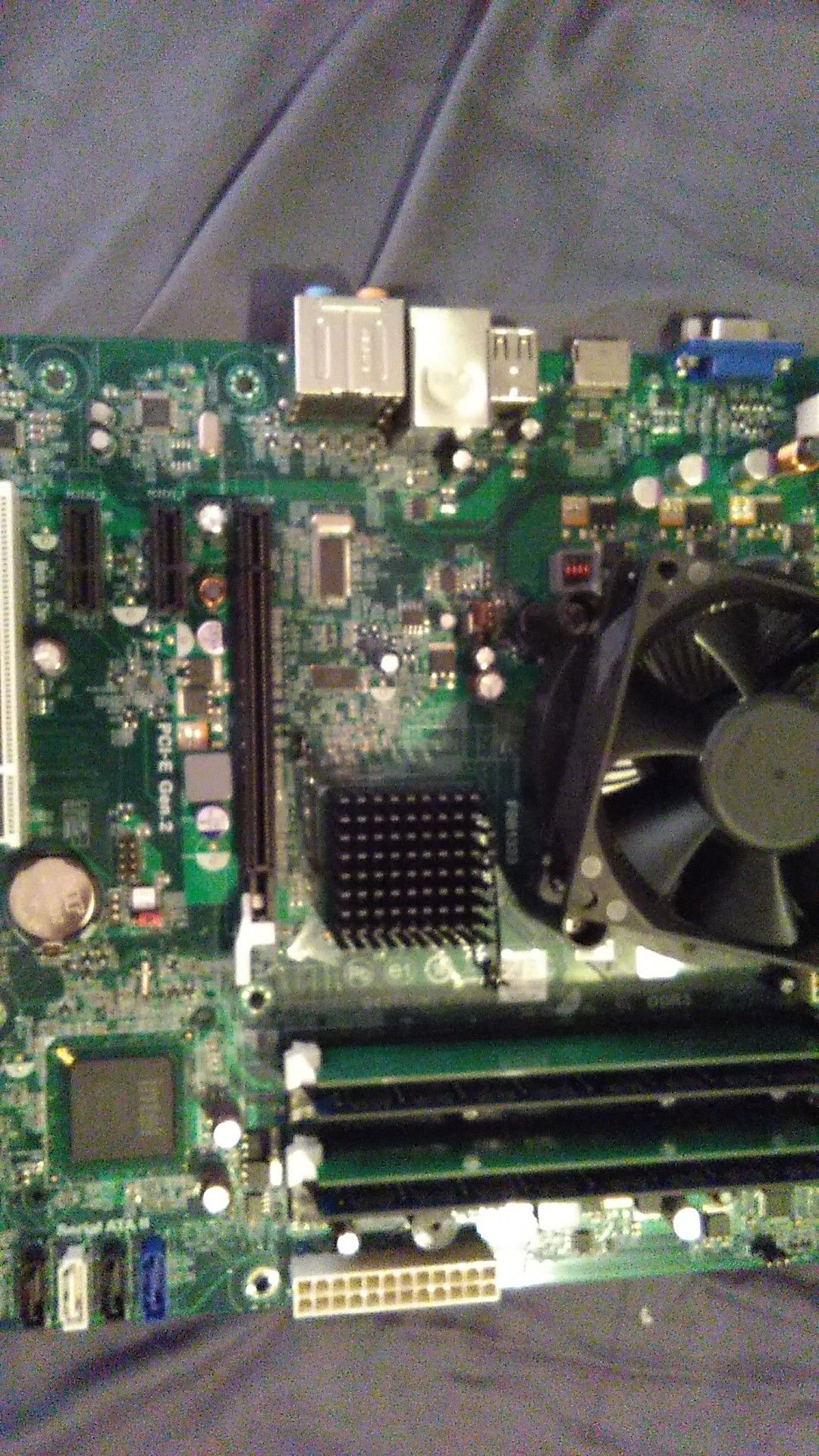 Inspiron 560 Socket LGA775 Intel G43T-DM1 V:A00 PC Motherboard K83V0