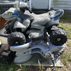 FREE 2x Battery Power Wheels Fourwheelers for Parts