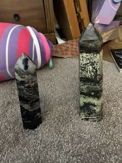 2 Large Crystal Towers