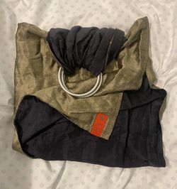 Sakura Bloom Ring Sling