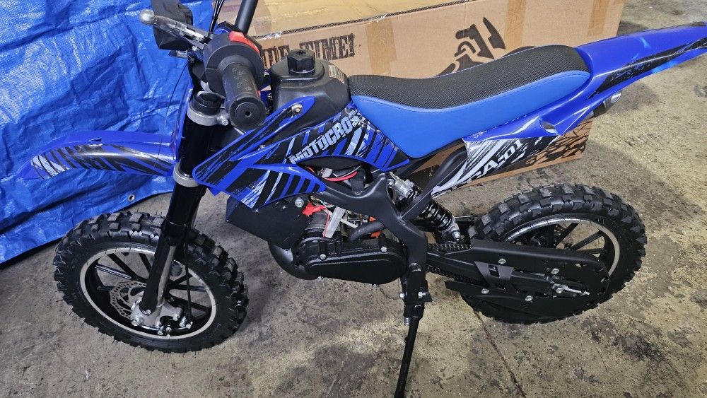 50cc GAS pull start kids dirt bike BLUE